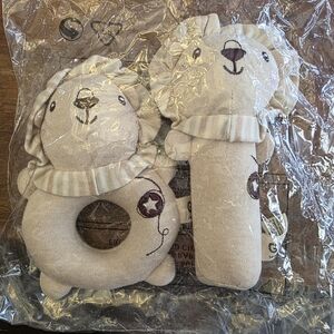 NEW Gbee Organic Cotton Baby Plush Rattles LION Set Of Two